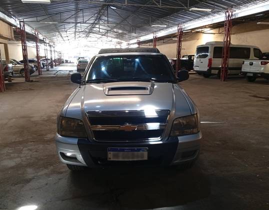 CHEVROLET S10 2.8 EXECUTIVE 4X4 CD 12V TURBO ELECTRONIC INTERCOOLER DIESEL 4P MANUAL CHEVROLET S10 2.8 EXECUTIVE 4X4 CD 12V TURBO ELECTRONIC INTERCOOLER DIESEL 4P MANUAL